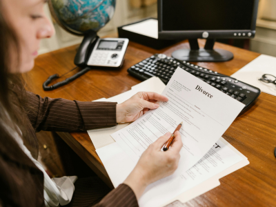 Divorce Lawyer